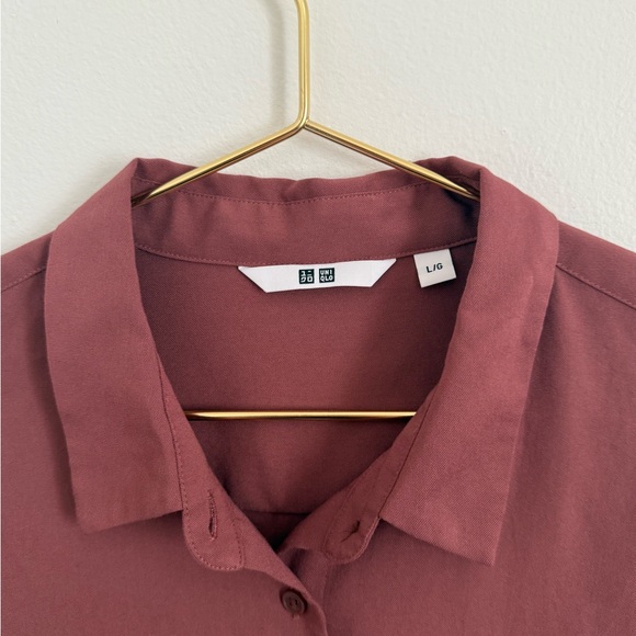 Wrinkle resistant button down - Picture 3 of 3